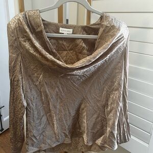 Stunning Ronny Kobo Top size Small